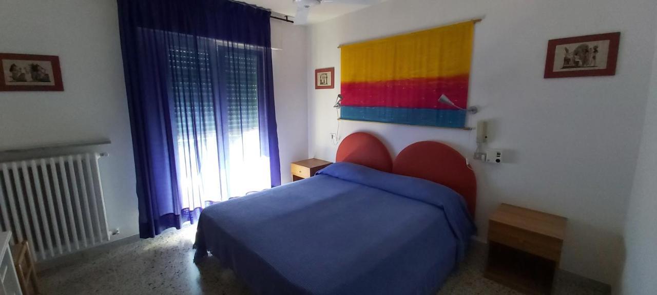 מאלצ'סינה Hotel Casa Popi מראה חיצוני תמונה