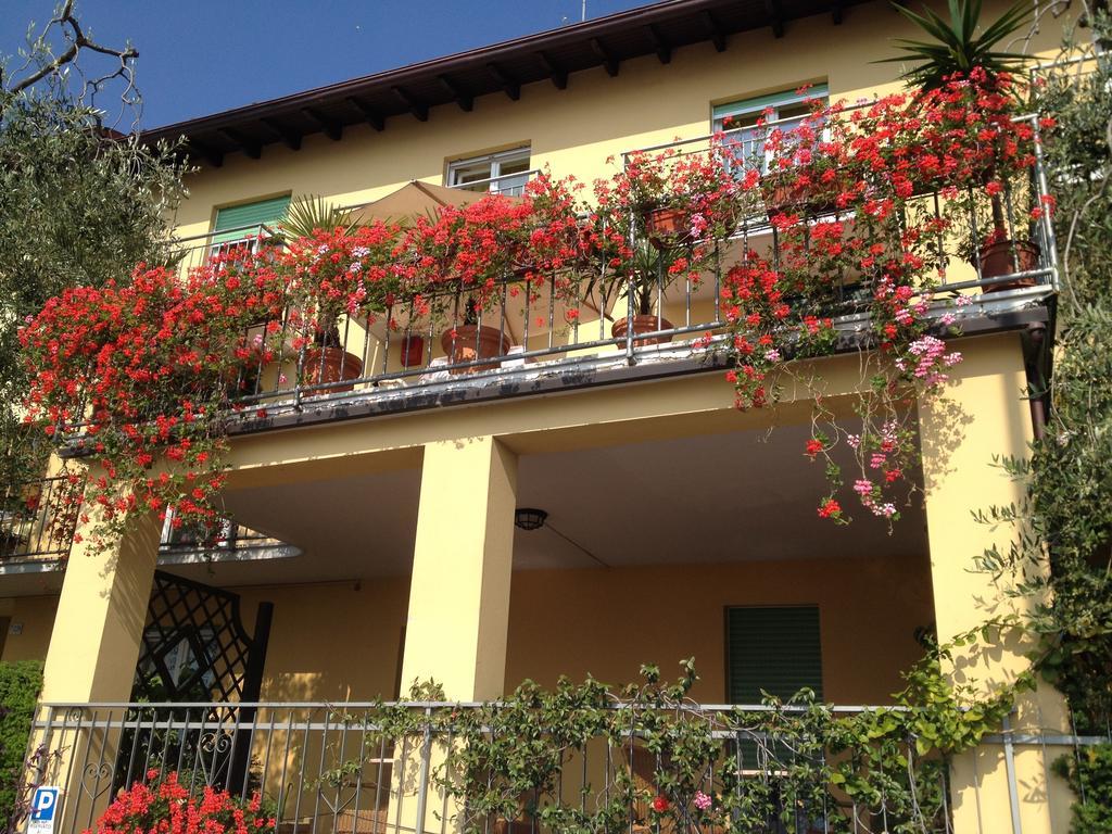 מאלצ'סינה Hotel Casa Popi מראה חיצוני תמונה