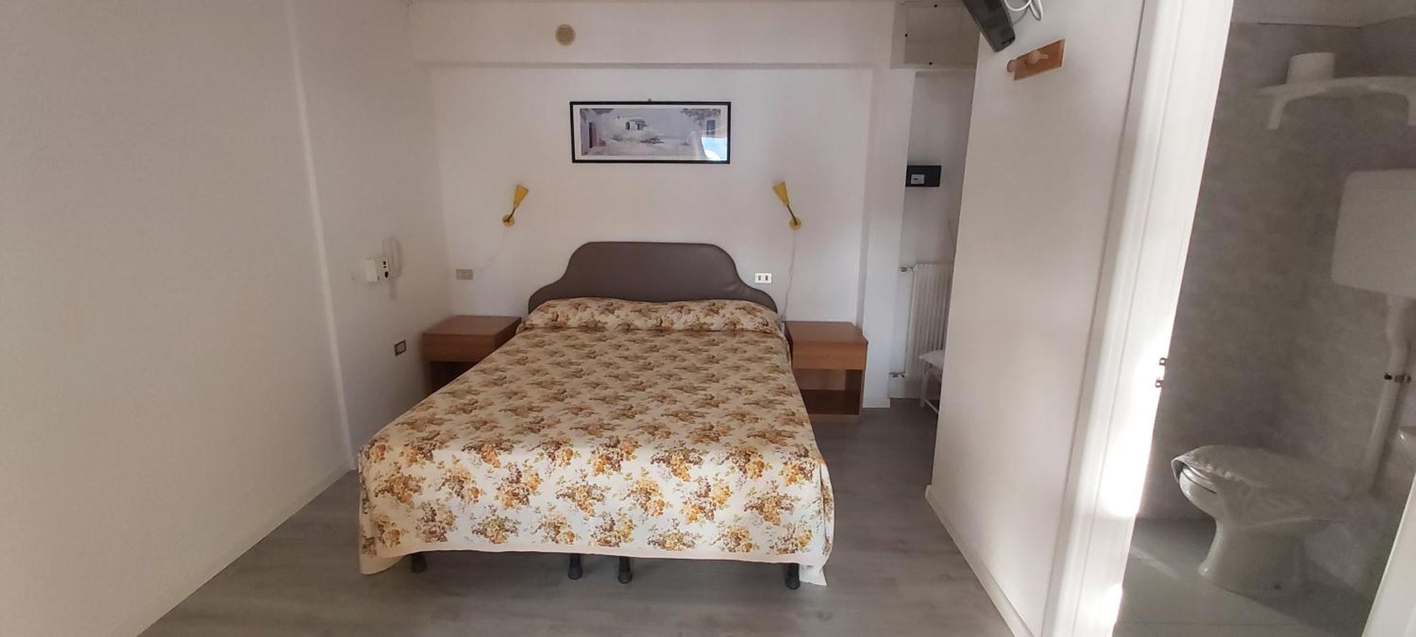 מאלצ'סינה Hotel Casa Popi חדר תמונה