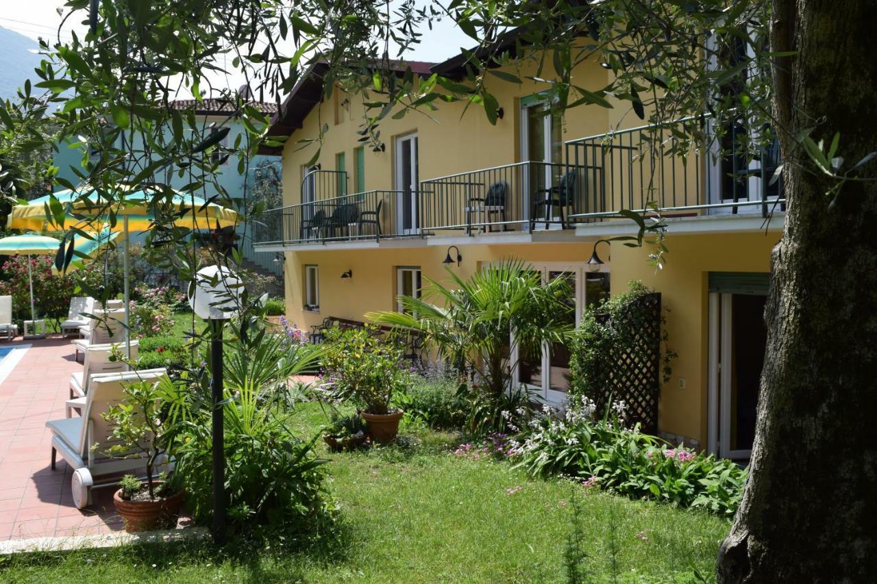 מאלצ'סינה Hotel Casa Popi מראה חיצוני תמונה