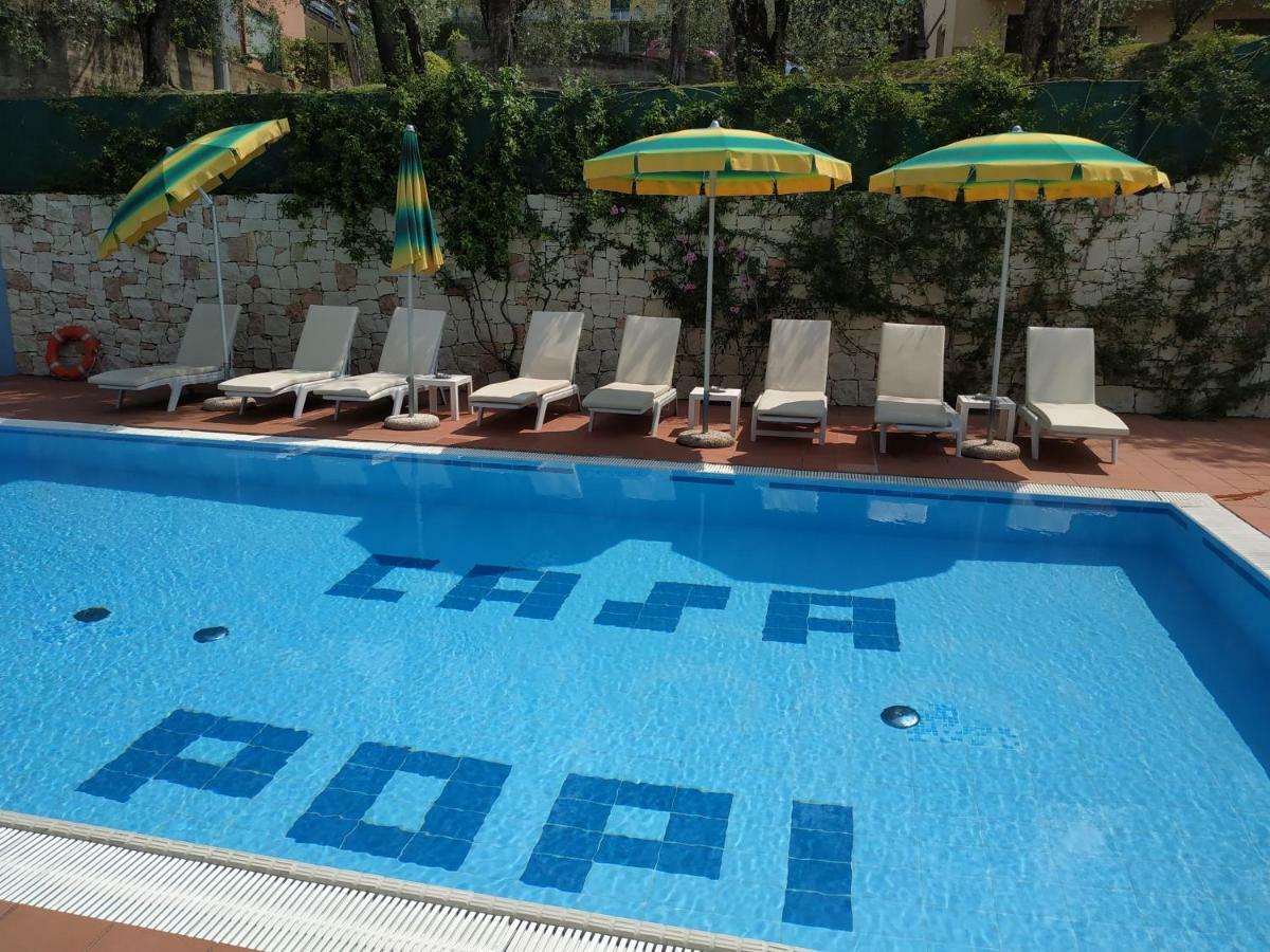 מאלצ'סינה Hotel Casa Popi מראה חיצוני תמונה